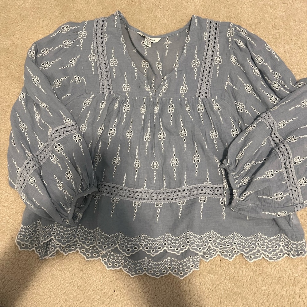 American Eagle top